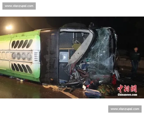 墨西哥站惊魂开局：一号弯四车混战！